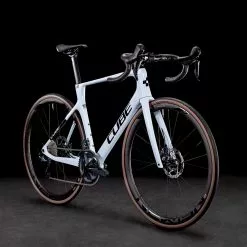 Cube Agree C:62 2022 | 60 Cm | Flashwhite´n´carbon | 28 Zoll -Mountainbike Verkaufsladen cube agree c62 flashwhite n carbon 85310 91